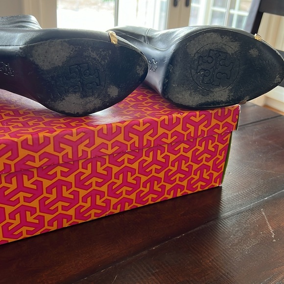 Tory Burch Pacey Cap Toe Ankle Bootie - Picture 6 of 6